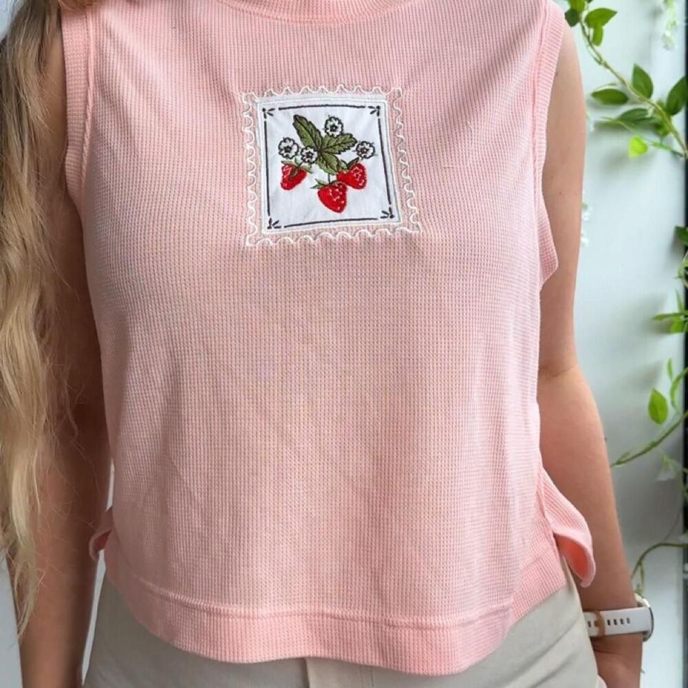 Upcycled pale pink embroidered strawberry stamp waffle knit boxy fit tank - Picture 6 of 7